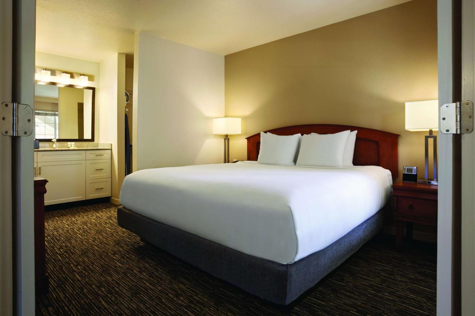 Hyatt House Pleasanton Hotel Exterior photo